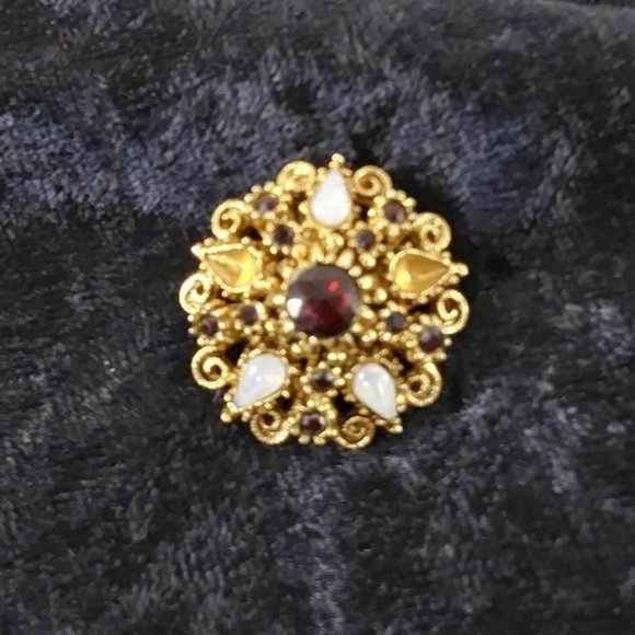 Women's Brooch Jewelry Gold-Tone Stones Trinket Lapel Dress Pin Gift for Her VTG - Picture 4 of 4